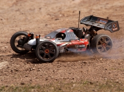 TROPHY 3,5 Buggy RTR s 2,4GHz RC soupravou