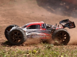 TROPHY 4,6 Truggy RTR s 2,4GHz RC soupravou