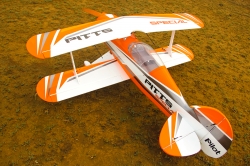 Pitts S2B 2200mm ARF (oranžový)