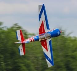 110″ Yak 54 EXP červená / bílá 2,79 m