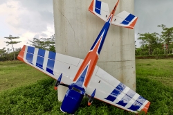 Extra 300 V4 Plus 3,35m ARF (oranžová/bílá)