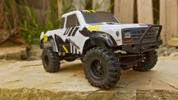 1:24 Element RC - Enduro 24 Trail Truck RTR 4WD s černo/žlutou karoserií