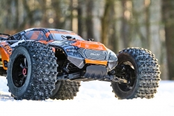 1:8 Kronos XTR 6S 2022 - Monster Truck 4WD bez elektroniky (TUNING verze)